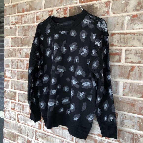 Kendall + Kylie Metallic Animal Print Sweater M - Picture 6 of 9